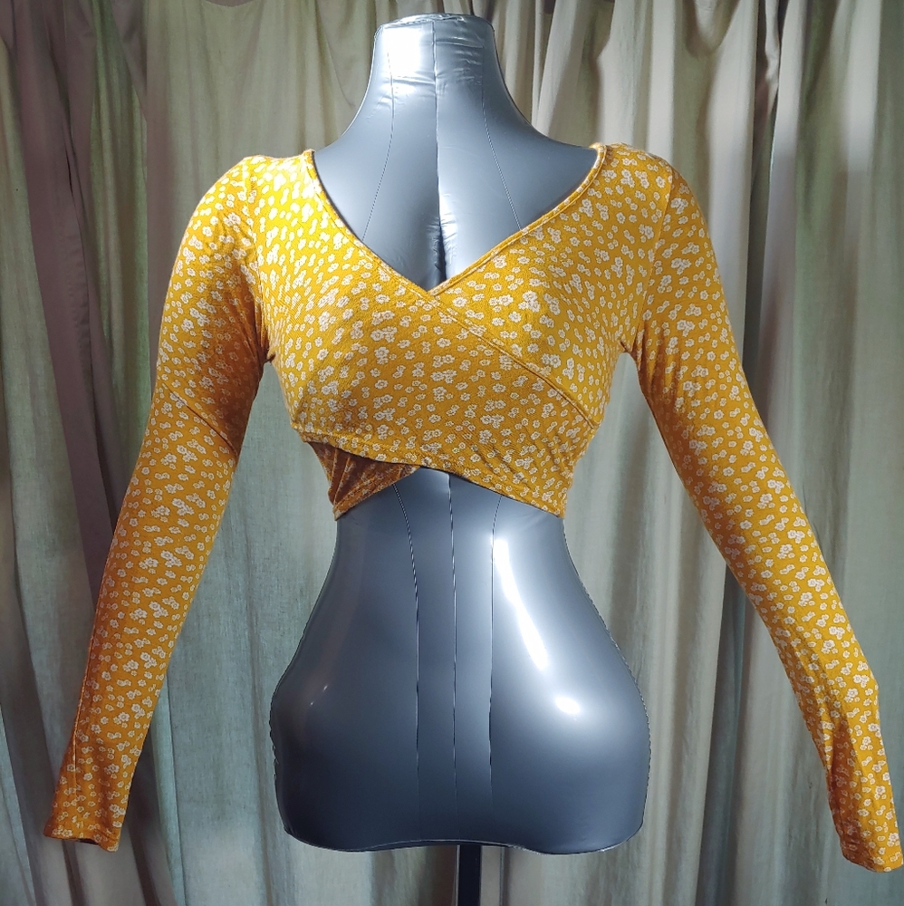So cute! Forever 21 crop top